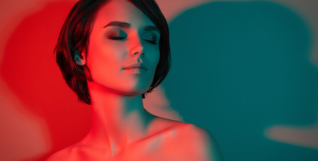 11 Best Expert-Approved Red Light Therapy Tools To Use On Your Face And Body At Home