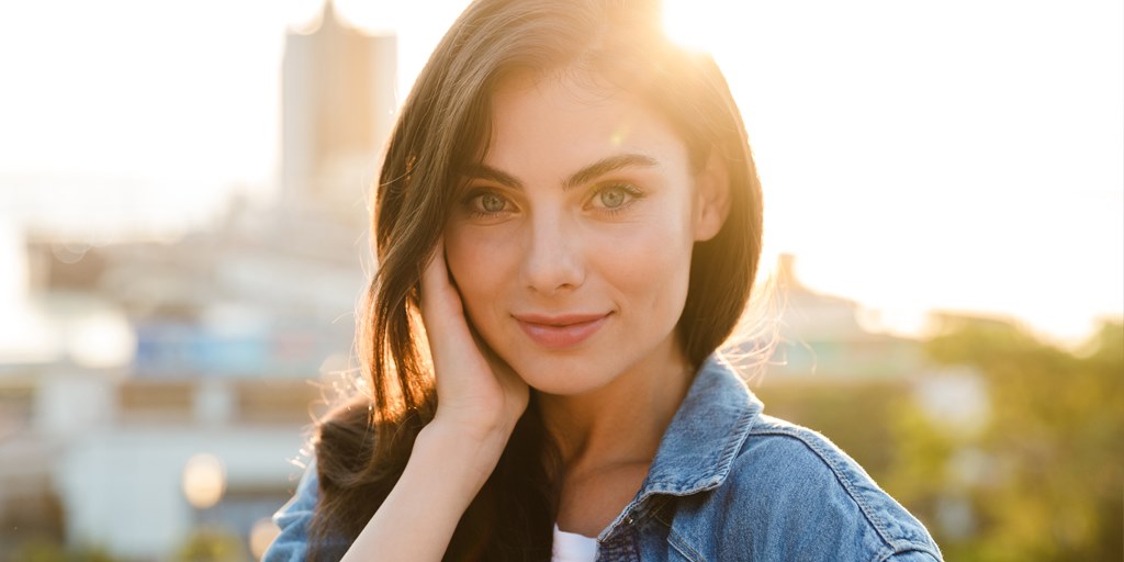 4 Dermatologist-backed Ways To Keep Your Skin Barrier Healthy (And Honestly They’re So Easy)