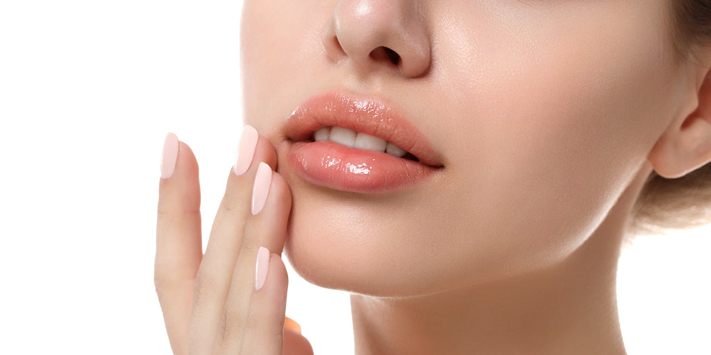 7 Ways to Address Thinning Lips, From the Experts