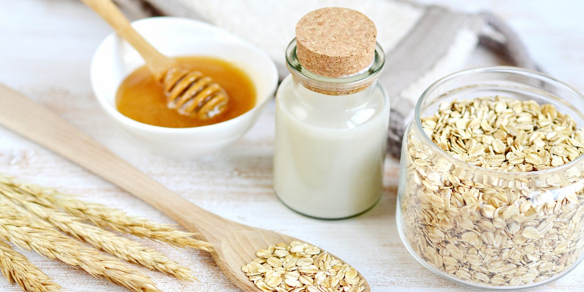 The Skin Benefits Of Oat Oil, Explained