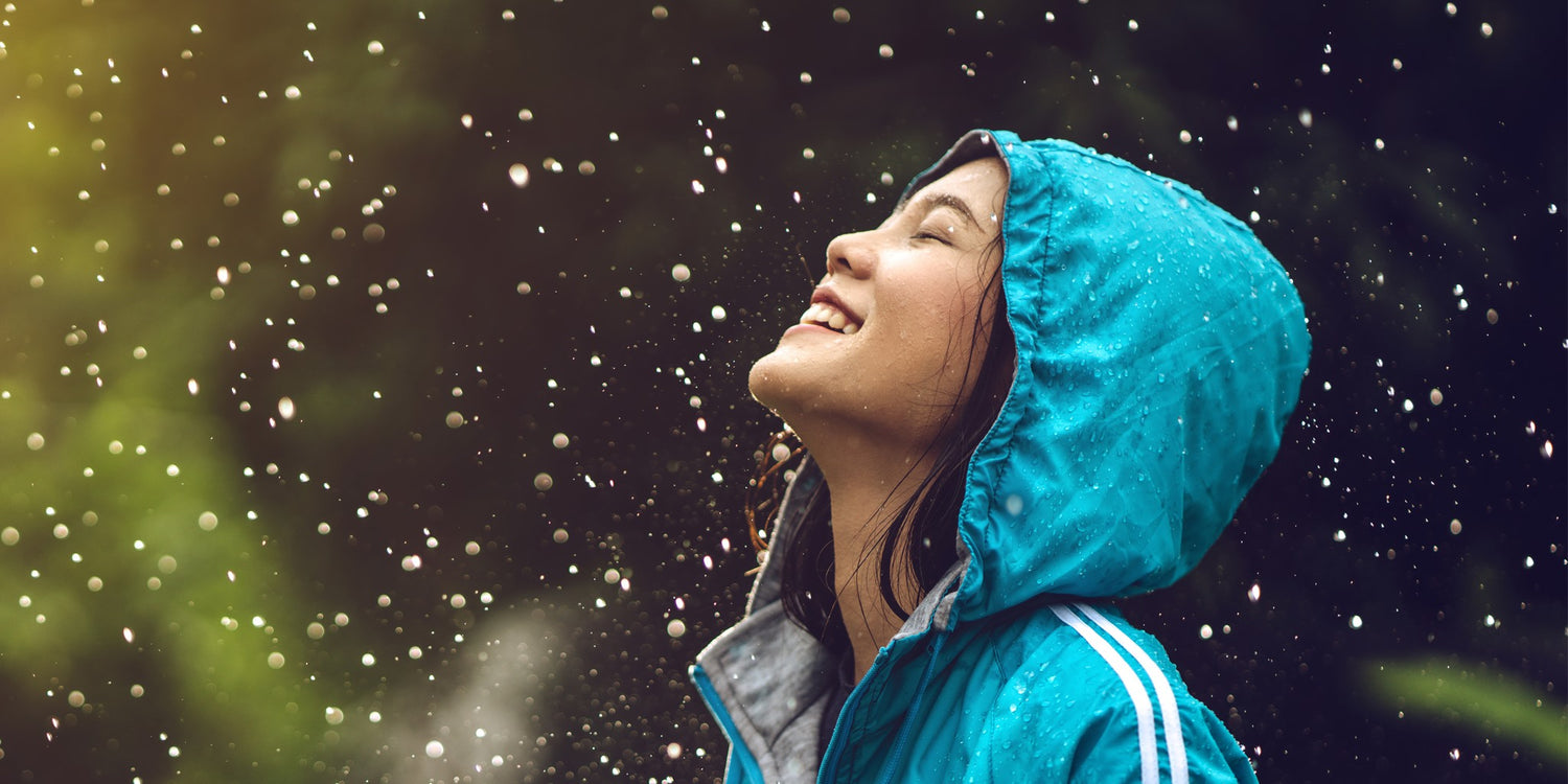 Here's How Pollution Affects Your Skin—and How To Prevent It
