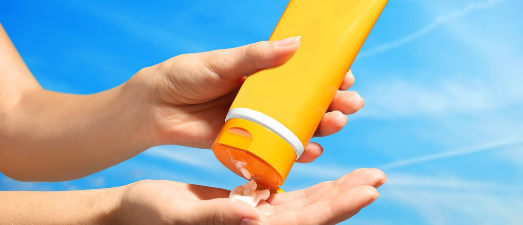 12 Best Zinc Oxide Sunscreens to Safely Protect Your Skin