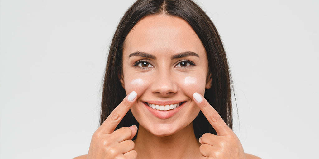 11 Best Sunscreens for Sensitive Skin, Derm-Approved 2022