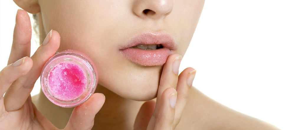 These Derm-Approved Lip Scrubs Instantly Smooth Chapped Lips